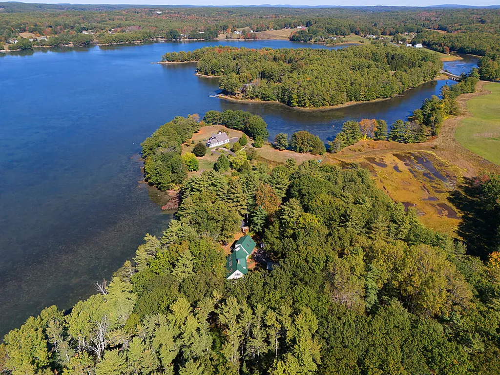 16 Townley Drive Damariscotta ME 04543