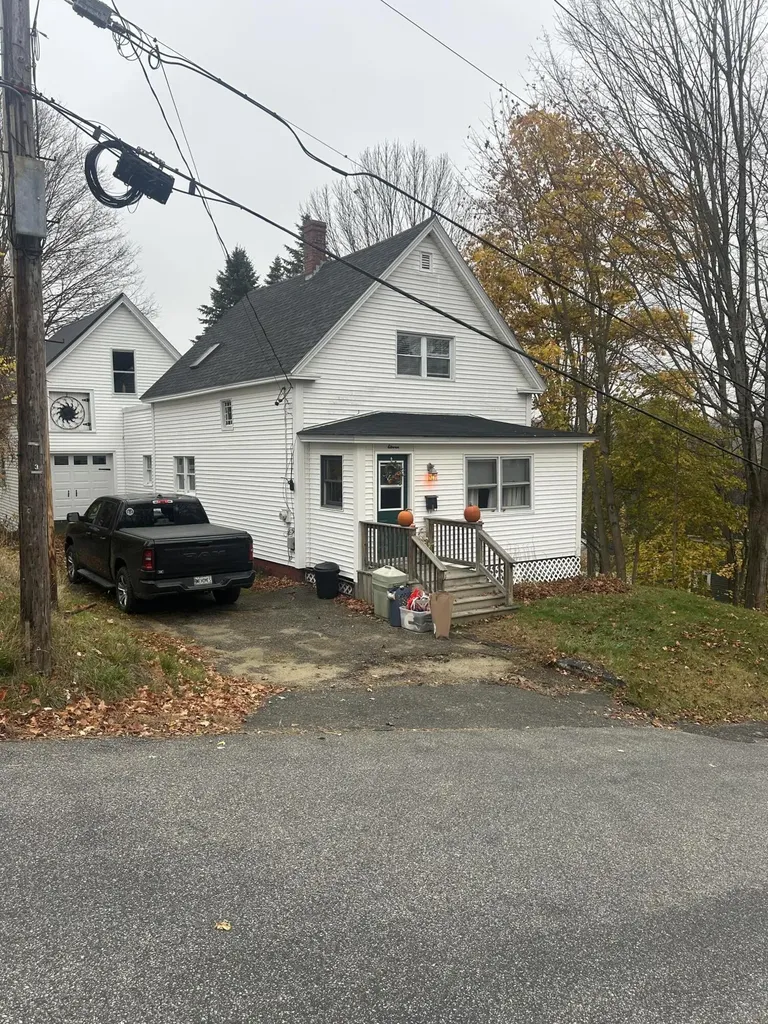 11 Oak Street Livermore Falls ME 04254