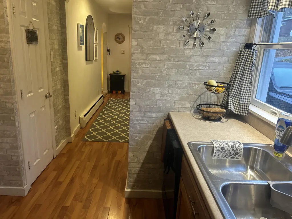 11 Oak Street Livermore Falls ME 04254