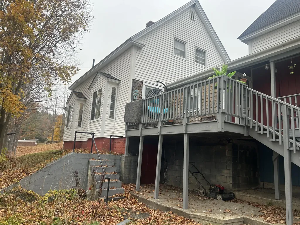 11 Oak Street Livermore Falls ME 04254