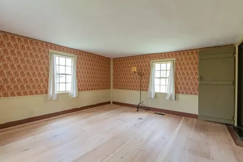 7 Water Street Kennebunk ME 04043