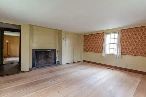 7 Water Street Kennebunk ME 04043