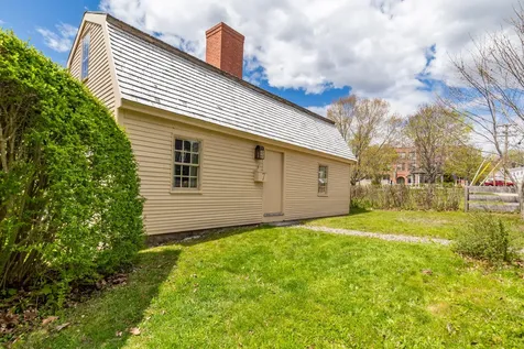 7 Water Street Kennebunk ME 04043