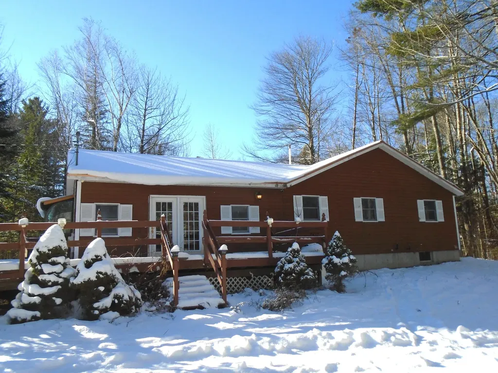 27 Mary Lane Oakland ME 04963