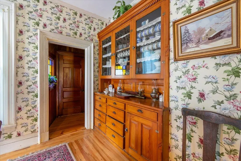 292 & 300 Main Road Islesboro ME 04848