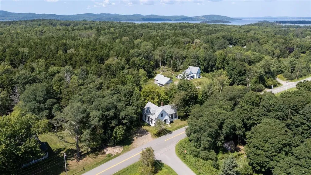 292 & 300 Main Road Islesboro ME 04848