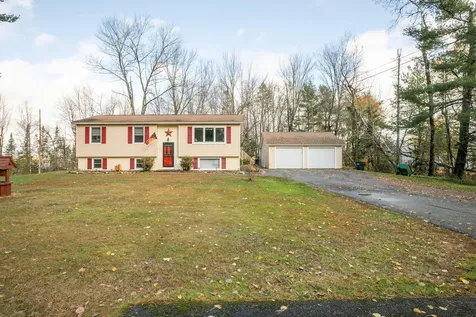 784 Eastern Avenue Holden ME 04429