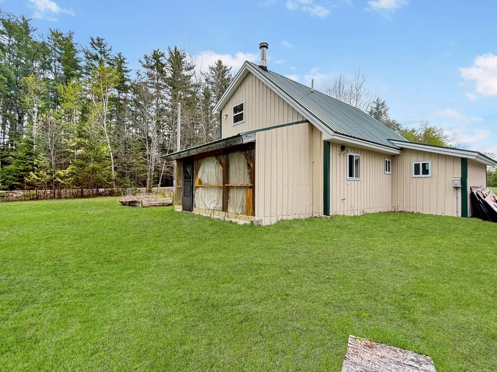 212 Campbell Road Garland ME 04939