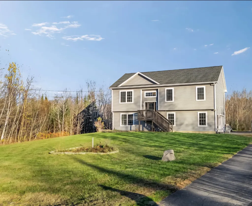 21 Madison Drive Levant ME 04456