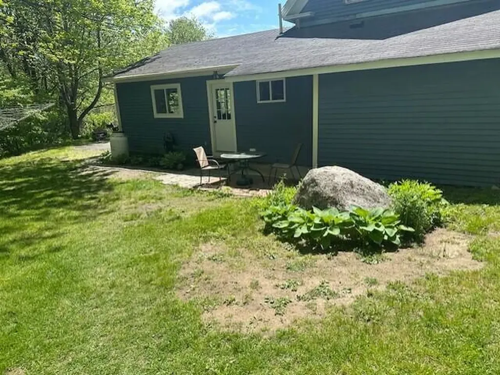 50 Blackwoods Road Franklin ME 04634