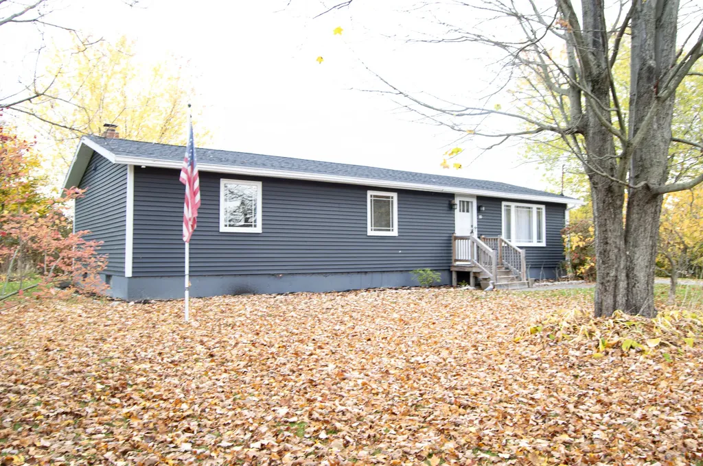 30 Cottage Street Fairfield ME 04937