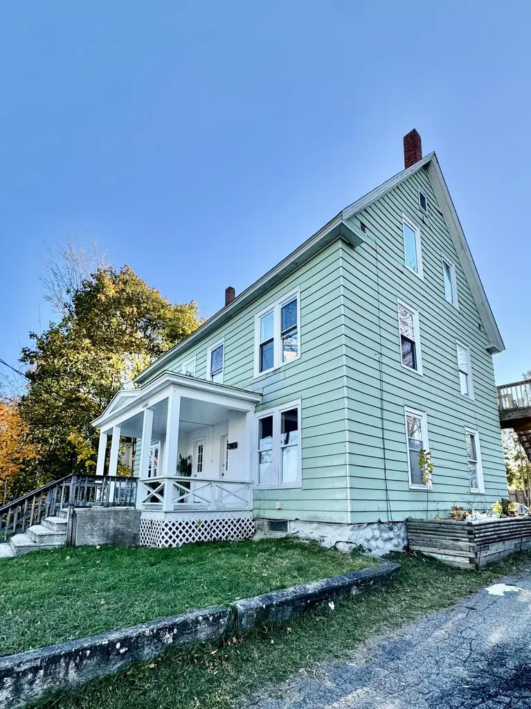 38 Brook Street Sanford ME 04073