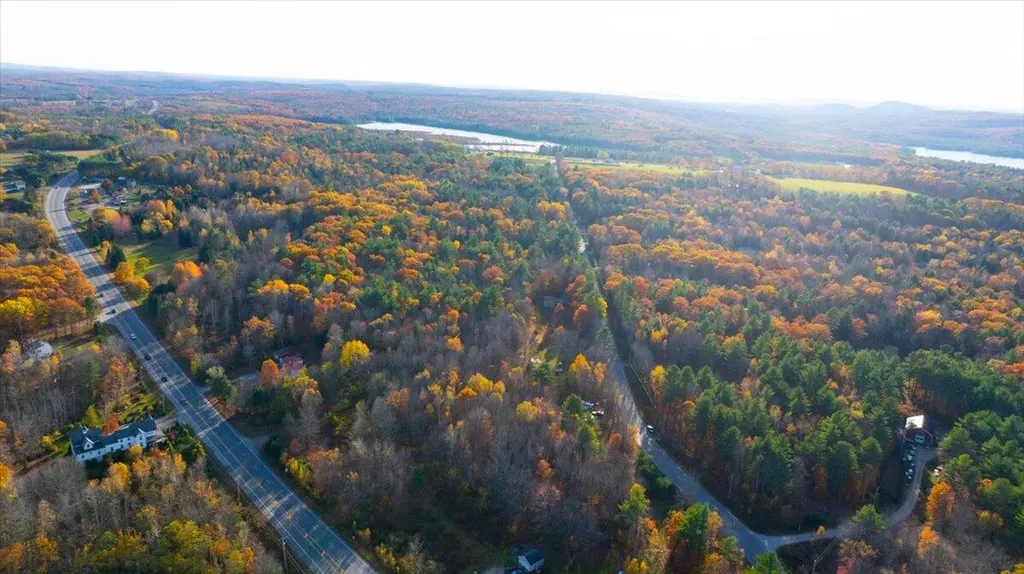 26 Carpenter Road Poland ME 04274