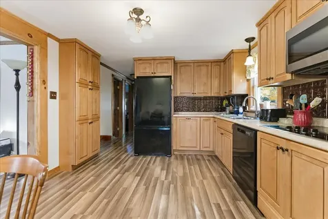 26 Carpenter Road Poland ME 04274