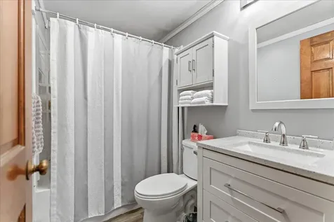 26 Carpenter Road Poland ME 04274