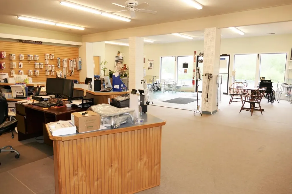 25 Douglas Highway Ellsworth ME 04605