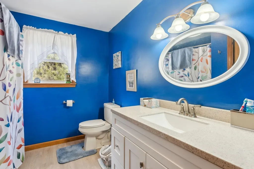 20 Pitt Road Windsor ME 04363