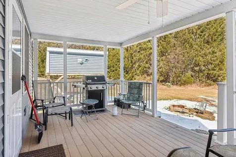 20 Pitt Road Windsor ME 04363