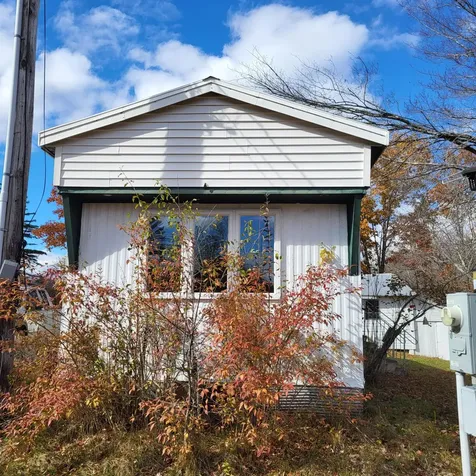 14 Norway Road Waterford ME 04088