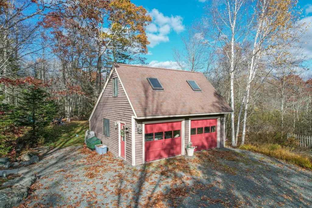 152 Spindle Road Ellsworth ME 04605