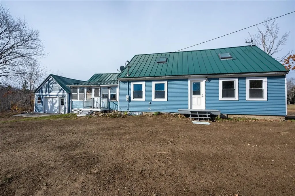585 Waldoboro Road Washington ME 04574