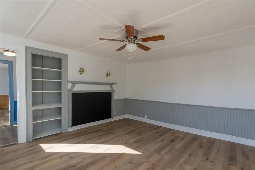 585 Waldoboro Road Washington ME 04574