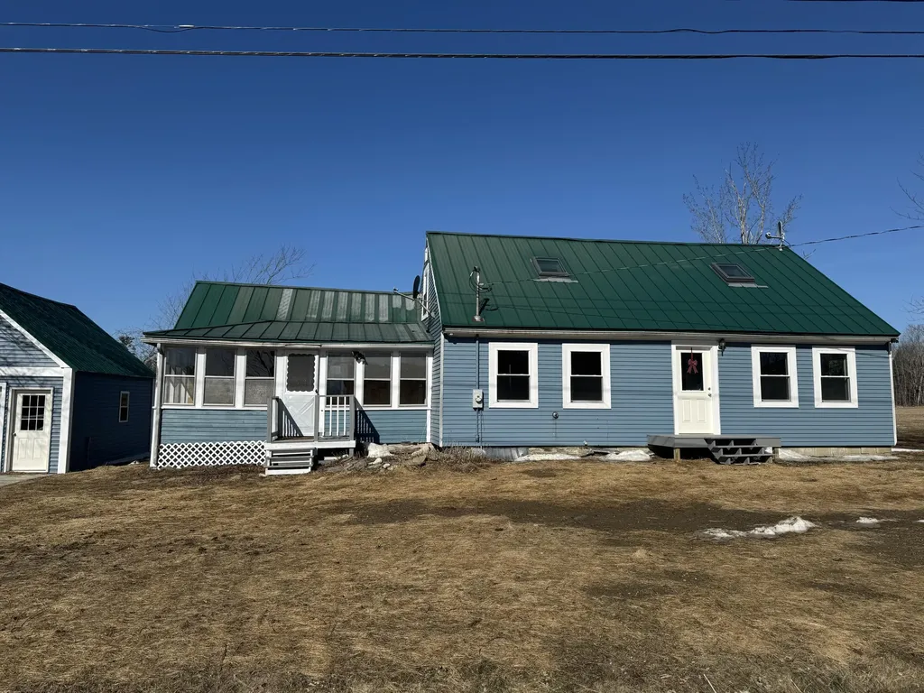 585 Waldoboro Road Washington ME 04574