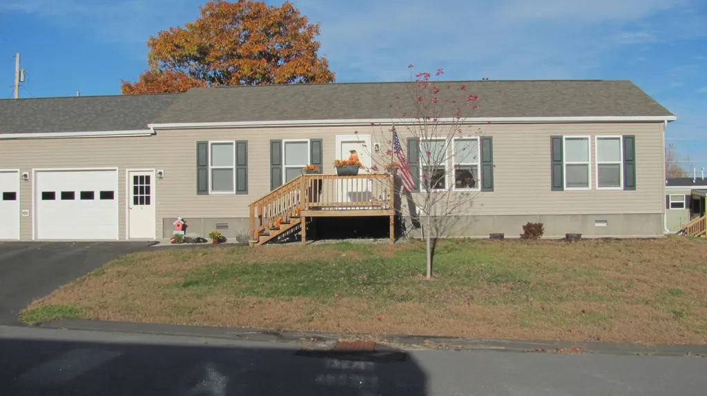 6 Cypress Drive Norway ME 04268