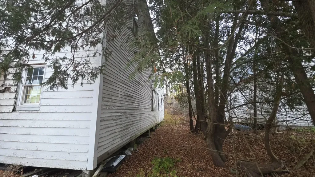 60 Gordon Hill Road Thorndike ME 04986