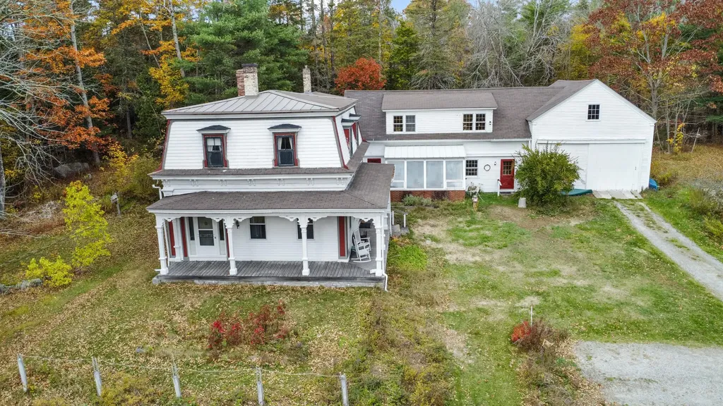 17 Main Street Franklin ME 04634