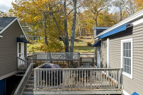 43 Oak Street Boothbay Harbor ME 04538