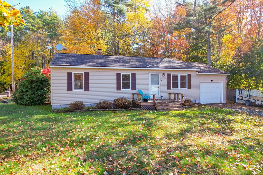 21 Barrows Drive Topsham ME 04086