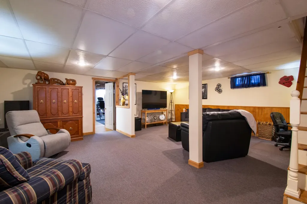21 Barrows Drive Topsham ME 04086