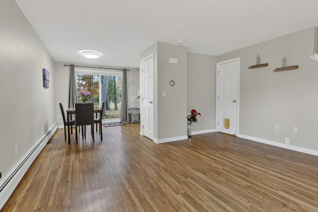 9 Jamestown Court South Portland ME 04106