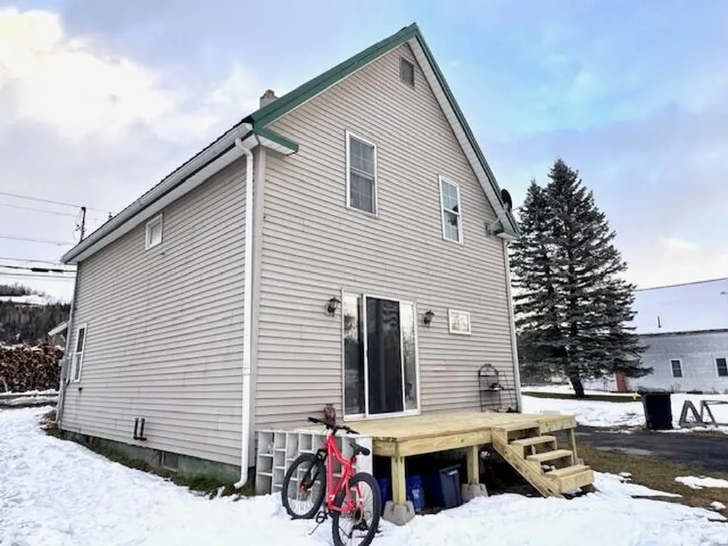 43 Market Street Fort Kent ME 04743