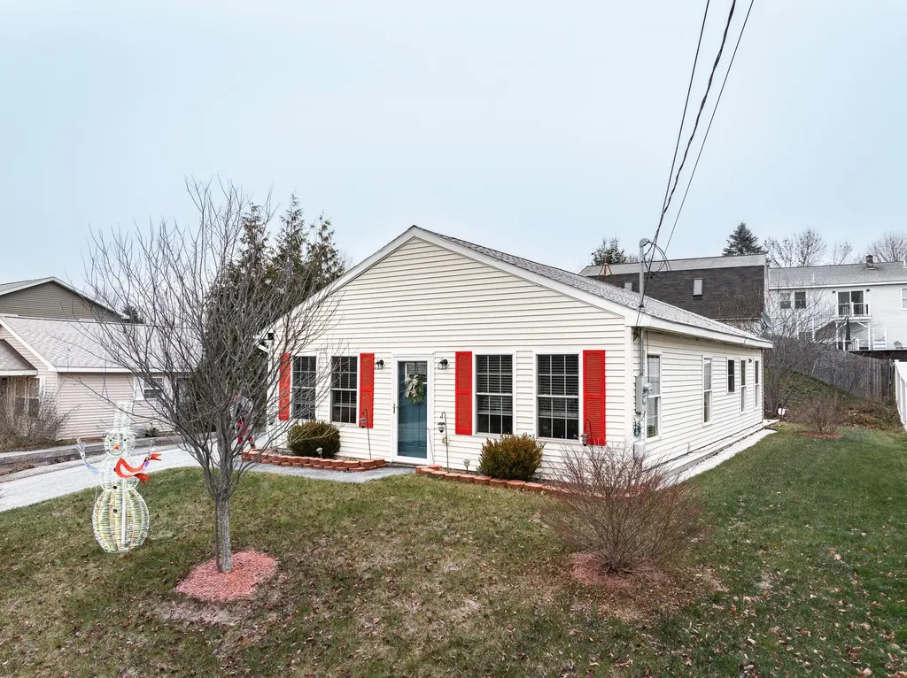 39 Whisper Drive Bangor ME 04401