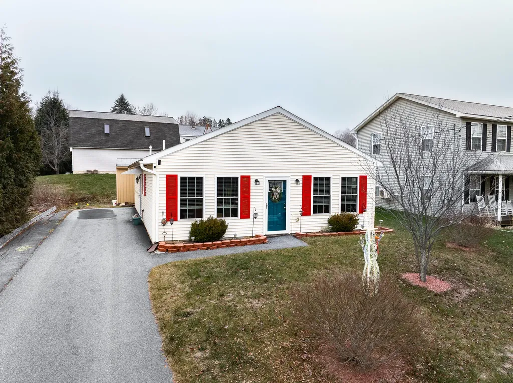 39 Whisper Drive Bangor ME 04401