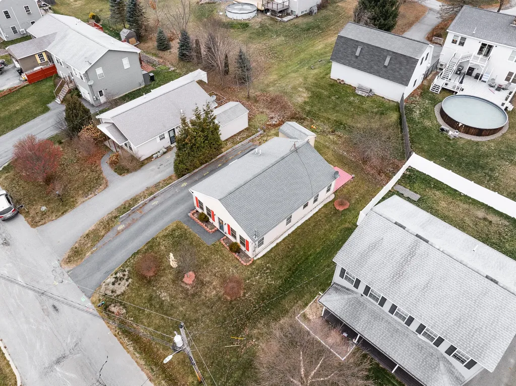 39 Whisper Drive Bangor ME 04401