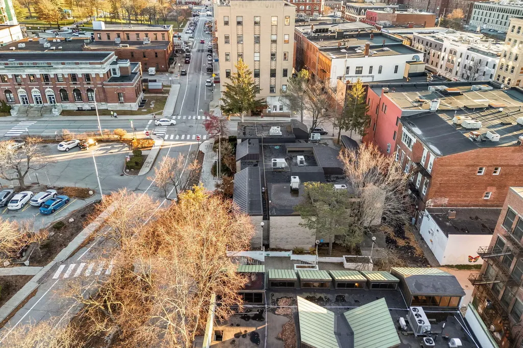85 Park Street Lewiston ME 04240