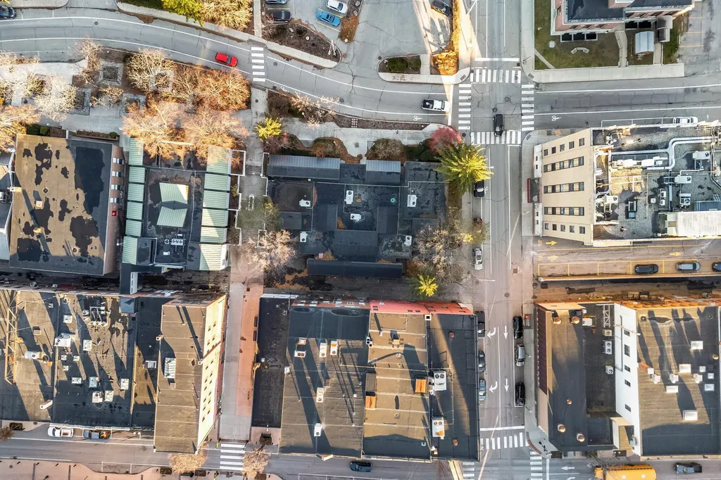 85 Park Street Lewiston ME 04240