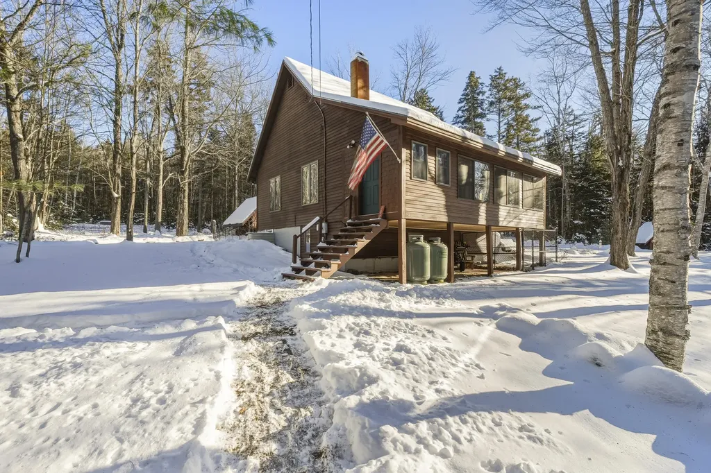 182 Chestnut Knoll Lane Bethel ME 04217