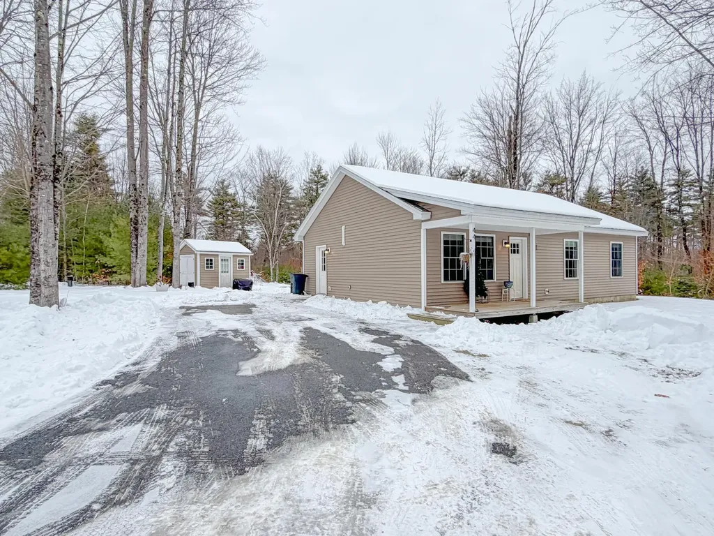 446 Doles Ridge Road Limerick ME 04048