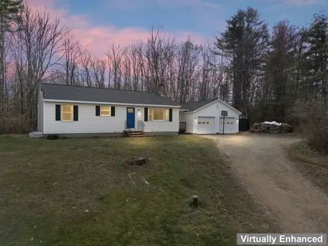 19 Spear Drive Bowdoinham ME 04008