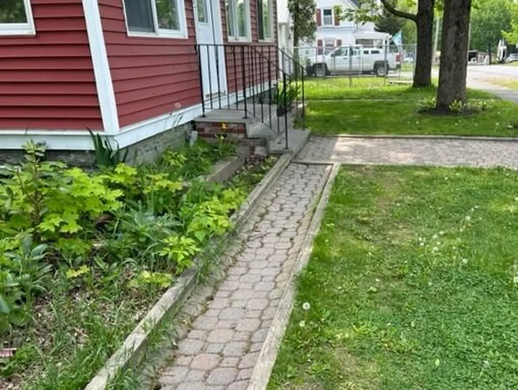 43 Lincoln Street Dover-foxcroft ME 04426