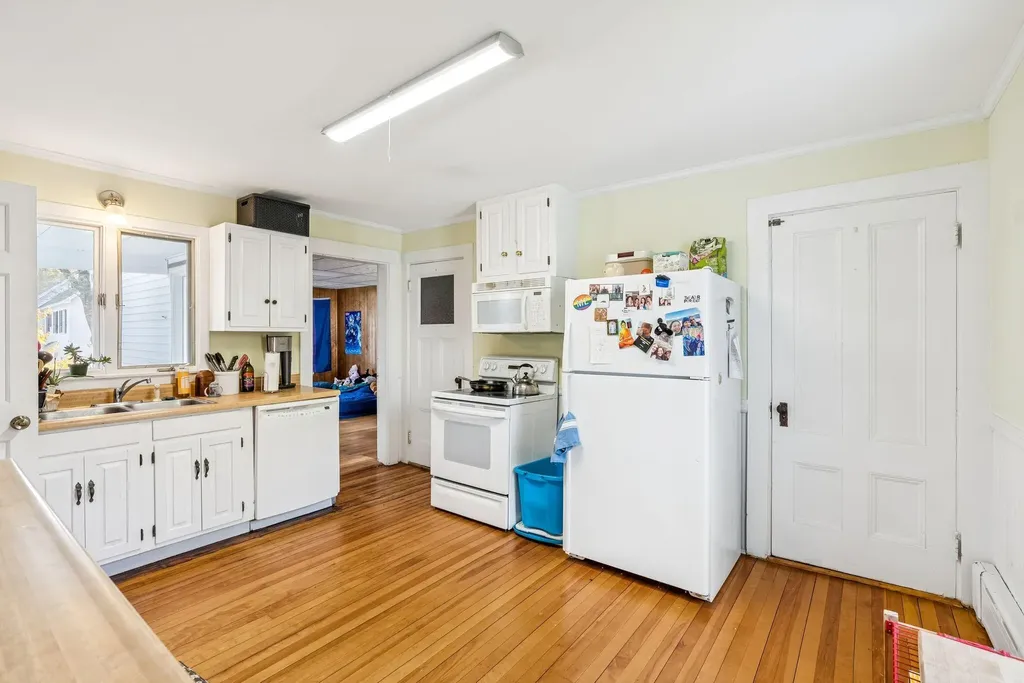 138 North Street Bath ME 04530