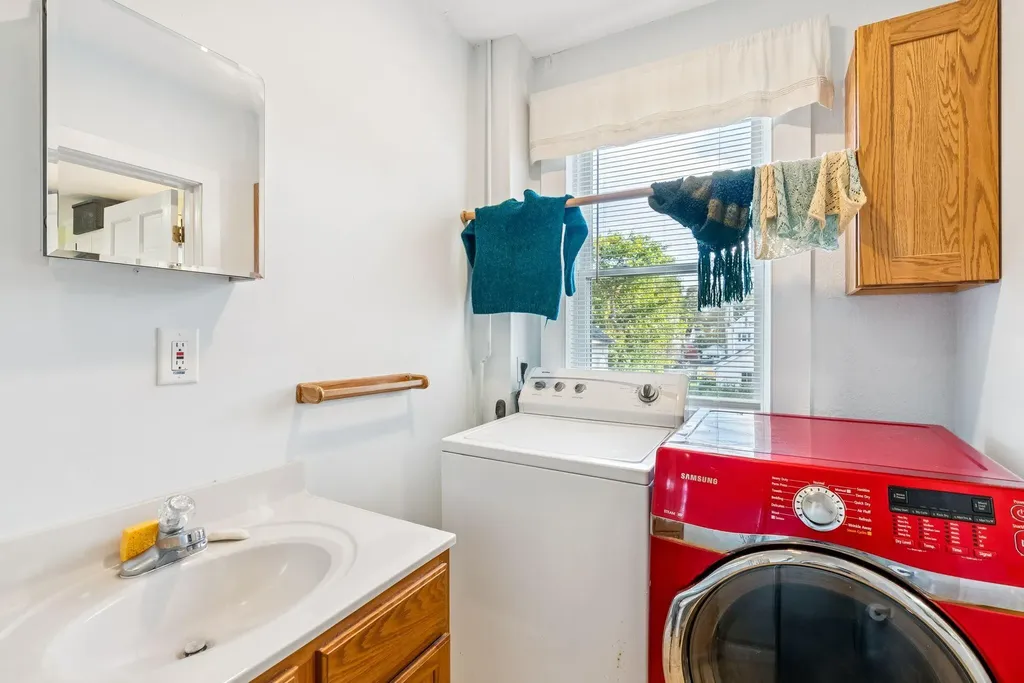138 North Street Bath ME 04530