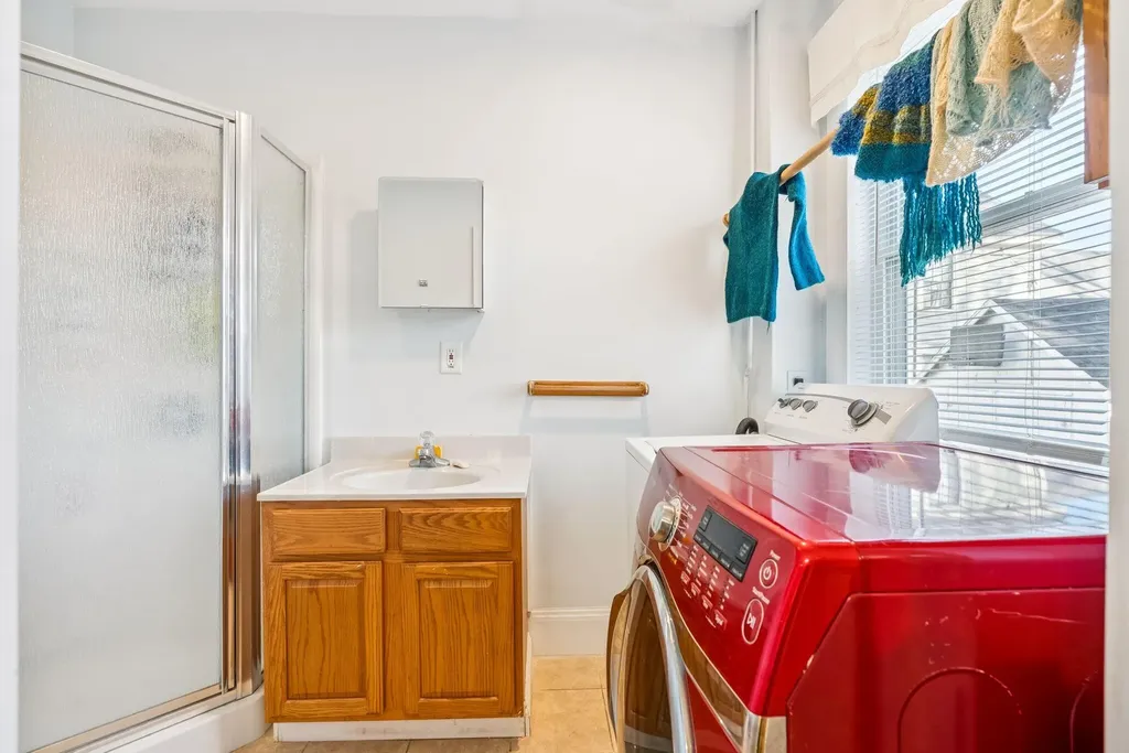 138 North Street Bath ME 04530
