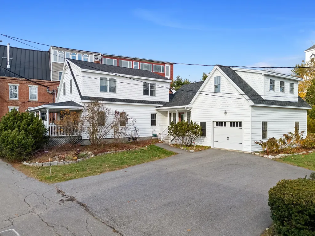 4 Leach Street Searsport ME 04974