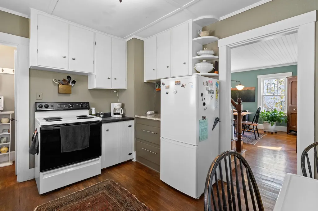 4 Leach Street Searsport ME 04974