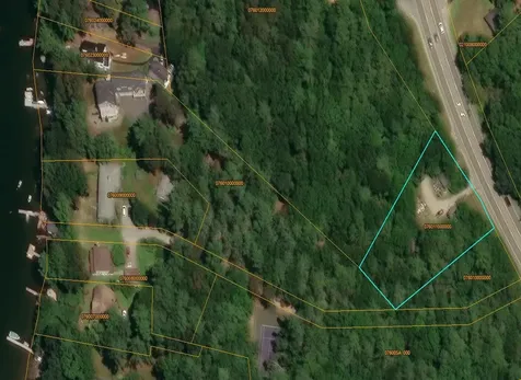 1042 Roosevelt Trail Windham ME 04062